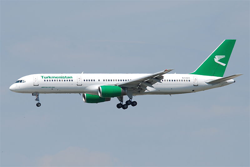 土庫曼斯坦航空波音757