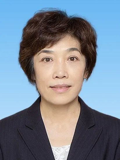 李春(遼寧省本溪市政協副主席、民革本溪市委會主委) 李春(遼寧省本溪市政協副主席、民革本溪市委會主委)