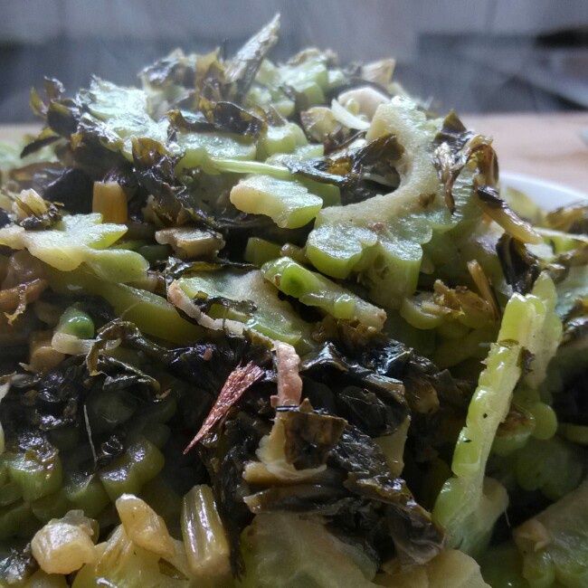 酸菜苦瓜 酸菜苦瓜