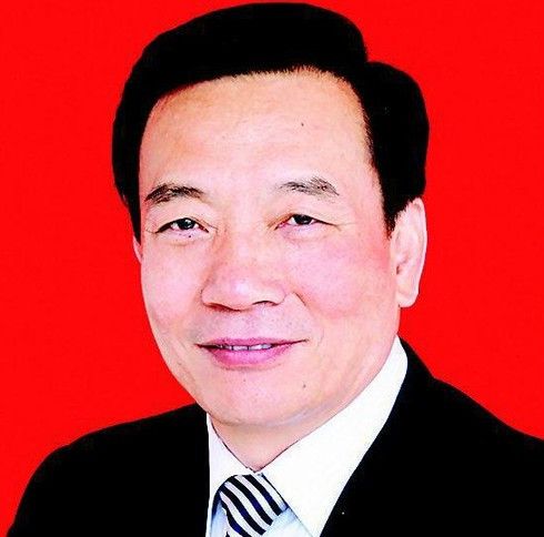 張貴元(山東省藝術研究所國家一級導演) 張貴元(山東省藝術研究所國家一級導演)