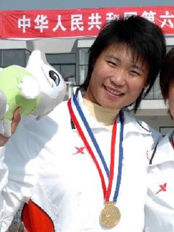 孫美玲(中國賽艇運動員) 孫美玲(中國賽艇運動員)