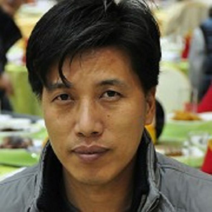 周丕東