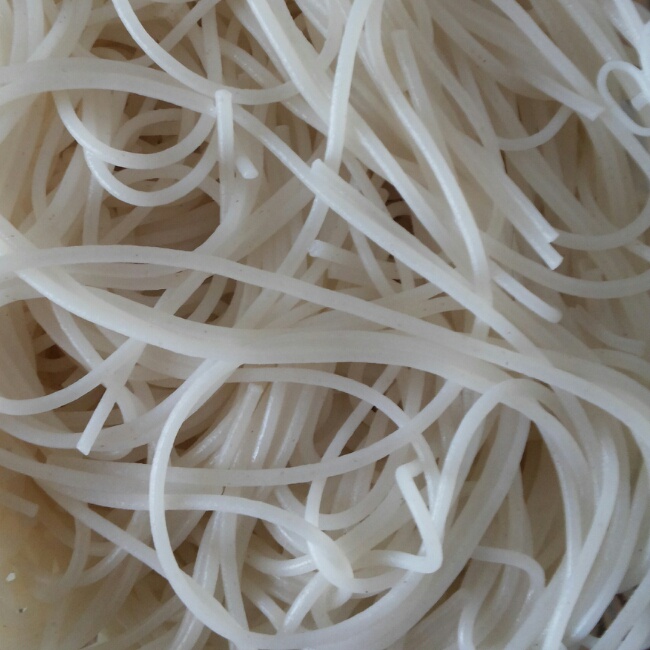 香腸炒米線