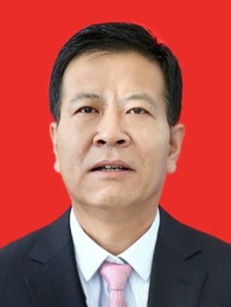 張富貴(甘肅省定西市統計局黨組成員、副局長) 張富貴(甘肅省定西市統計局黨組成員、副局長)