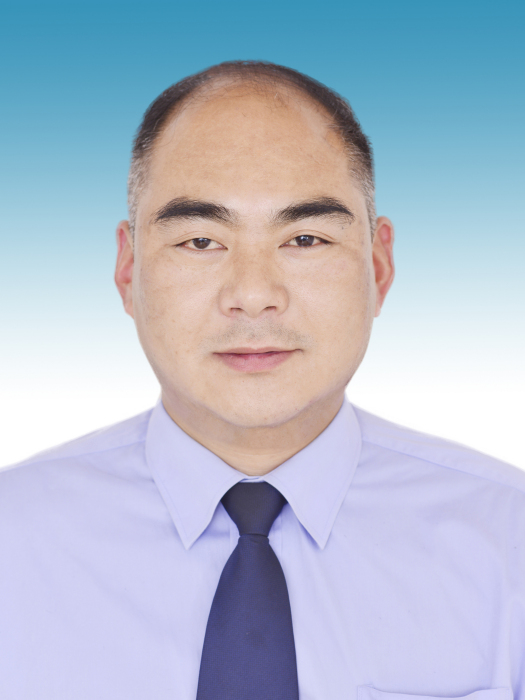 萬波(湖北省宜昌市興山縣交通運輸黨組成員、副局長、交通運輸綜合執法大隊大隊長) 萬波(湖北省宜昌市興山縣交通運輸黨組成員、副局長、交通運輸綜合執法大隊大隊長)
