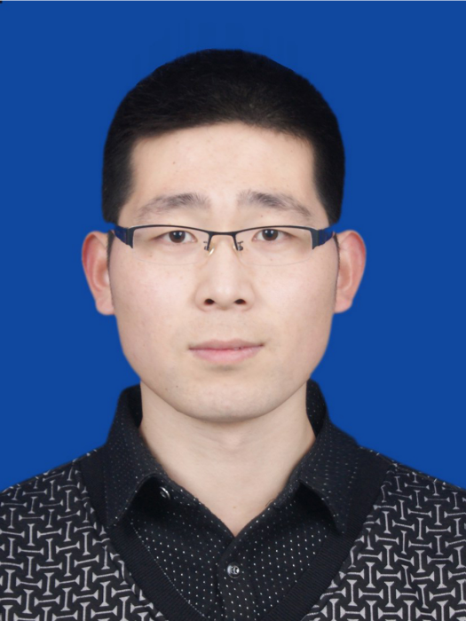 史志鋒(鄭州大學物理學院教授) 史志鋒(鄭州大學物理學院教授)