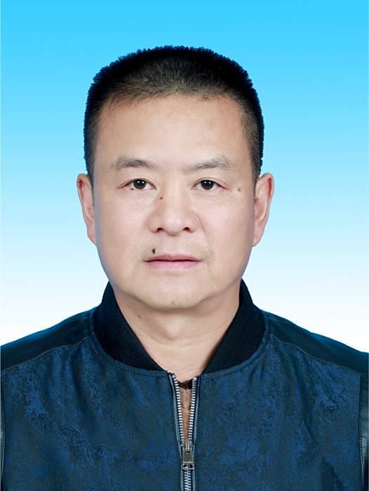 王忠(四川省涼山州國資委黨委委員、機關黨總支書記) 王忠(四川省涼山州國資委黨委委員、機關黨總支書記)