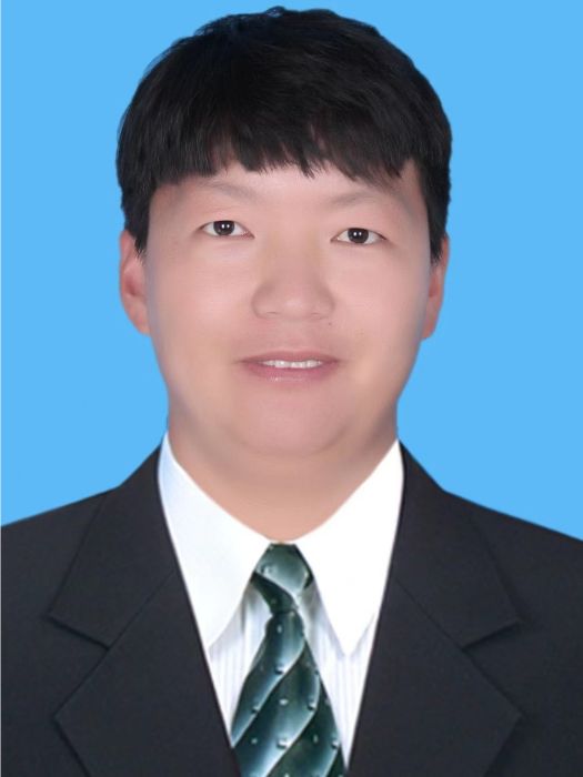 阿登(雲南省迪慶州德欽縣燕門鄉組織委員) 阿登(雲南省迪慶州德欽縣燕門鄉組織委員)