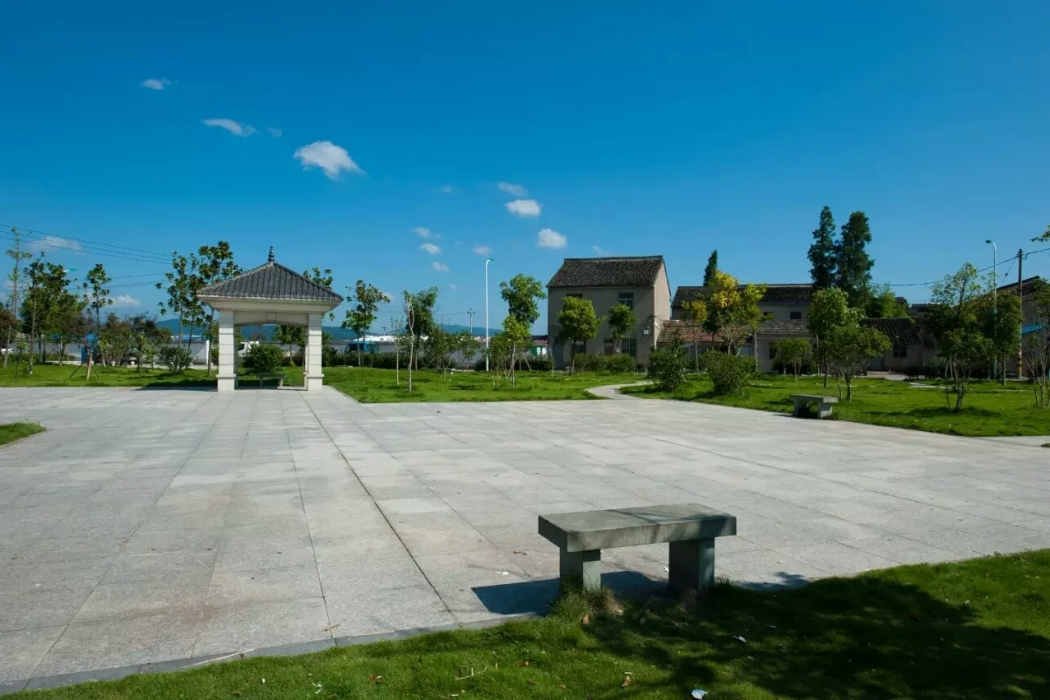 上萬令村 上萬令村