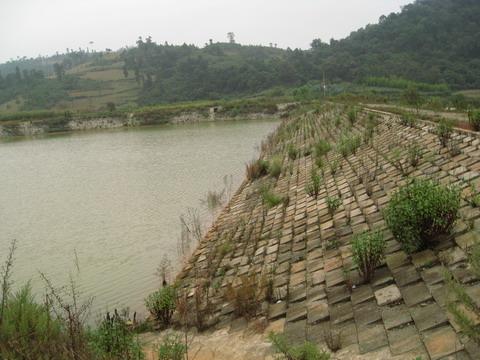 高甸村的水庫