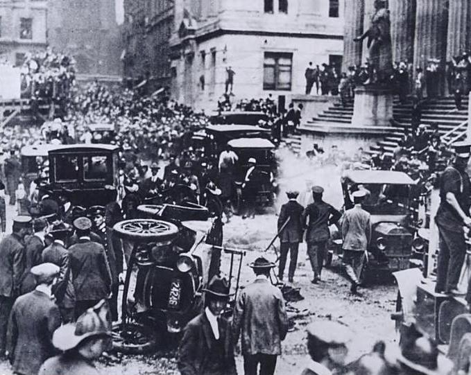 1920年一枚炸彈在華爾街摩根大通總部前爆炸