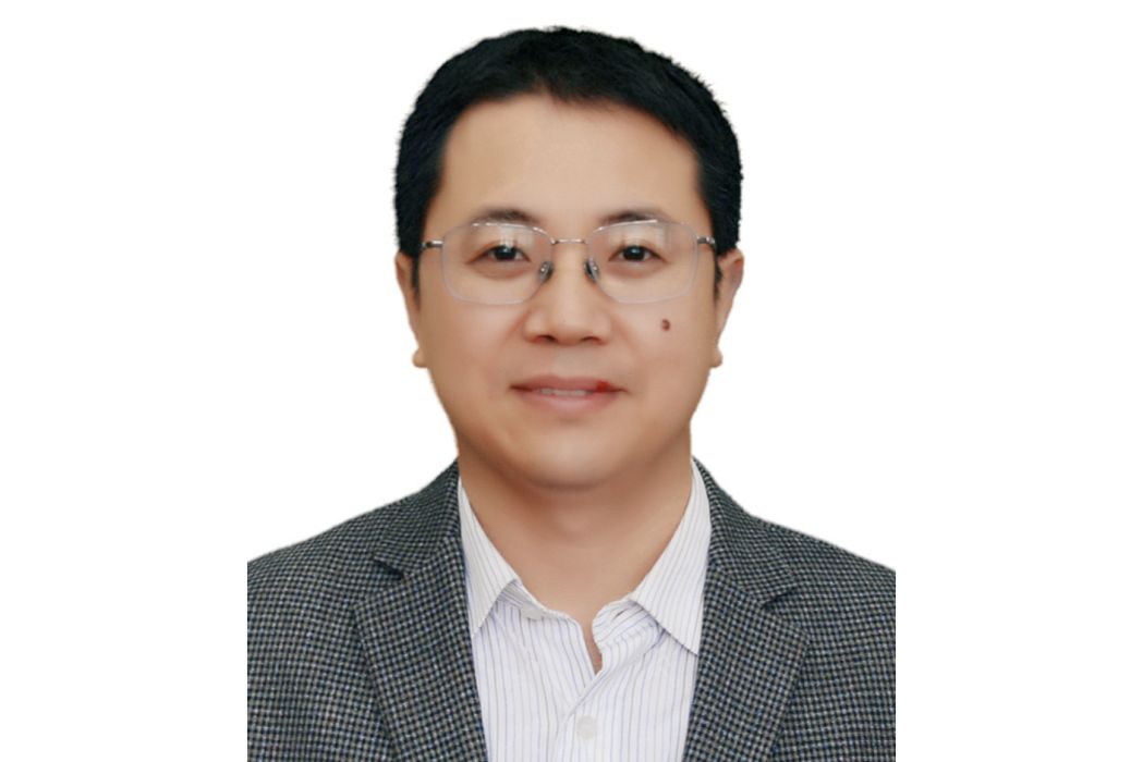 邱龍臻 邱龍臻