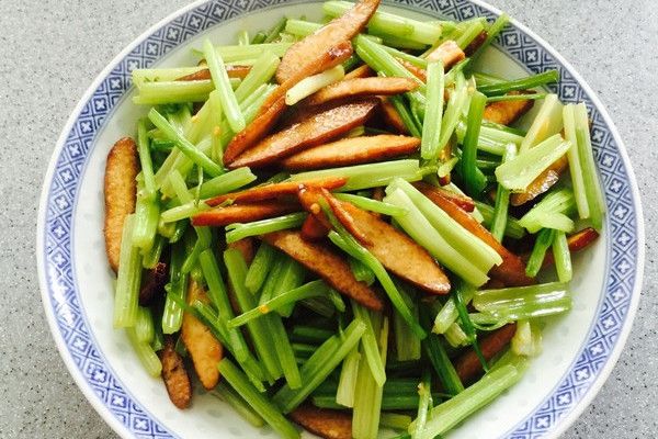 薺菜炒乾絲 薺菜炒乾絲