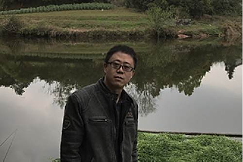 荊濤(中國內蒙古籍藝術家,代表作為寫實油畫) 荊濤(中國內蒙古籍藝術家,代表作為寫實油畫)