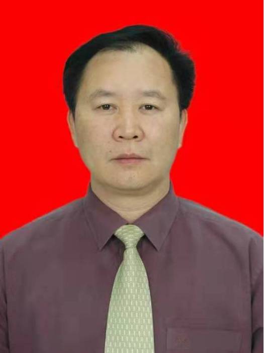 曾偉東(廣西貴港市應急管理局原二級調研員) 曾偉東(廣西貴港市應急管理局原二級調研員)