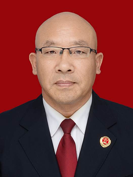 武鑫(山西省陽泉市城區人民檢察院黨組成員、檢察委員會專職委員) 武鑫(山西省陽泉市城區人民檢察院黨組成員、檢察委員會專職委員)