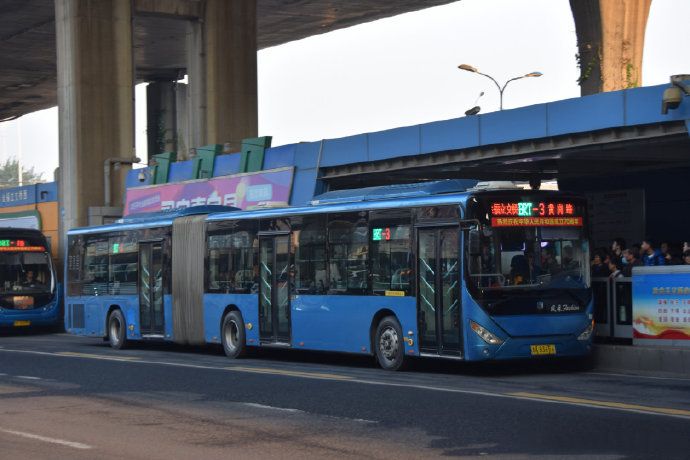 濟南公交BRT3號線 濟南公交BRT3號線