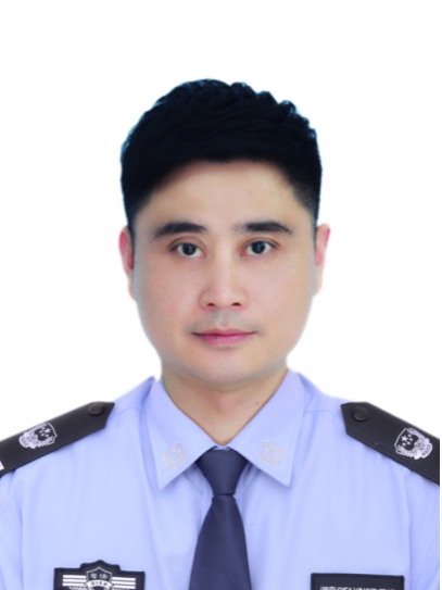 吳松(湖南省益陽市桃江縣司法局黨組成員、副局長) 吳松(湖南省益陽市桃江縣司法局黨組成員、副局長)
