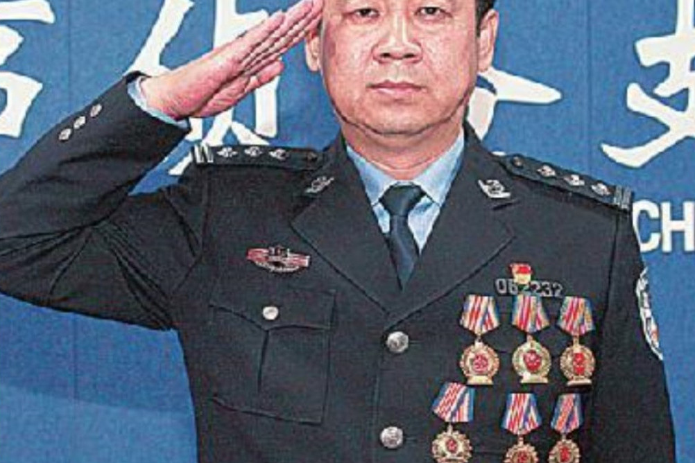 王靜波(黑龍江省大慶市公安局刑偵支隊民警) 王靜波(黑龍江省大慶市公安局刑偵支隊民警)