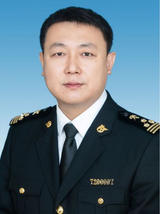 周恆(南寧海關黨委委員、黨委紀檢組組長) 周恆(南寧海關黨委委員、黨委紀檢組組長)