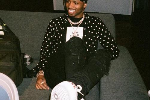 No Complaints(Metro Boomin 演唱歌曲) No Complaints(Metro Boomin 演唱歌曲)