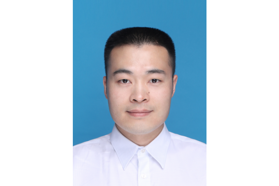 周巍(上海機場 (集團) 有限公司團委書記) 周巍(上海機場 (集團) 有限公司團委書記)