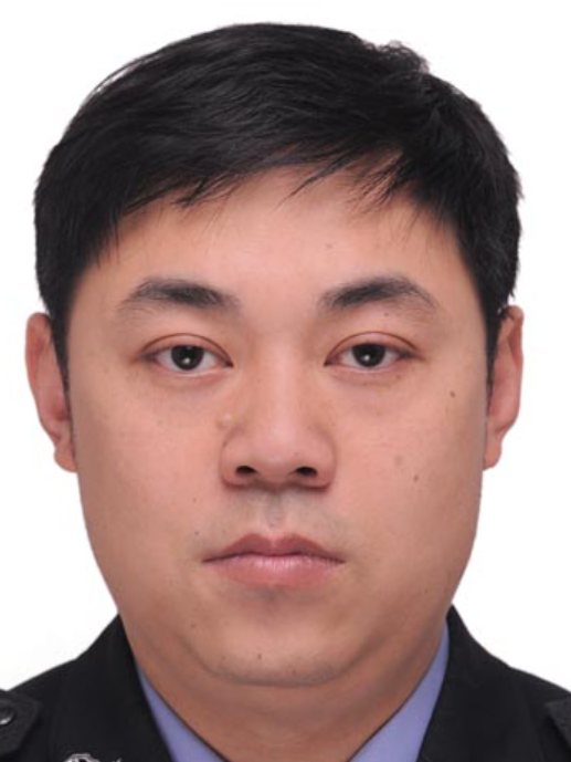 許聰(湖北省宜昌市秭歸縣公安局黨委委員、副局長) 許聰(湖北省宜昌市秭歸縣公安局黨委委員、副局長)
