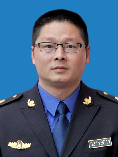 林偉傑(麗水市縉雲縣綜合行政執法局黨組成員、辦公室主任) 林偉傑(麗水市縉雲縣綜合行政執法局黨組成員、辦公室主任)