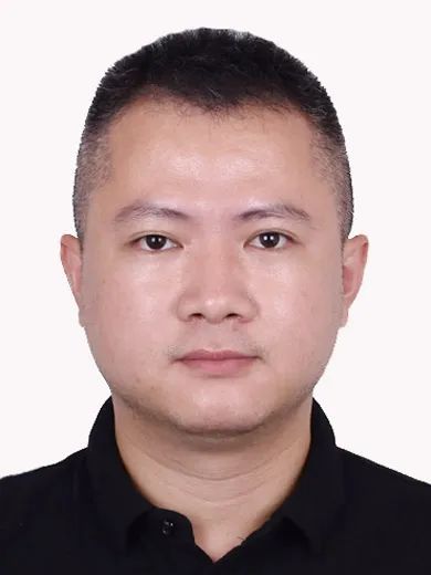 曾德平(海南公安廳刑警總隊大要案件偵查支隊大隊長) 曾德平(海南公安廳刑警總隊大要案件偵查支隊大隊長)