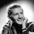 傑瑞·李·劉易斯(Jerry Lee Lewis) 傑瑞·李·劉易斯(Jerry Lee Lewis)