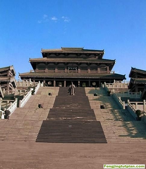 漢代建築大殿復原圖