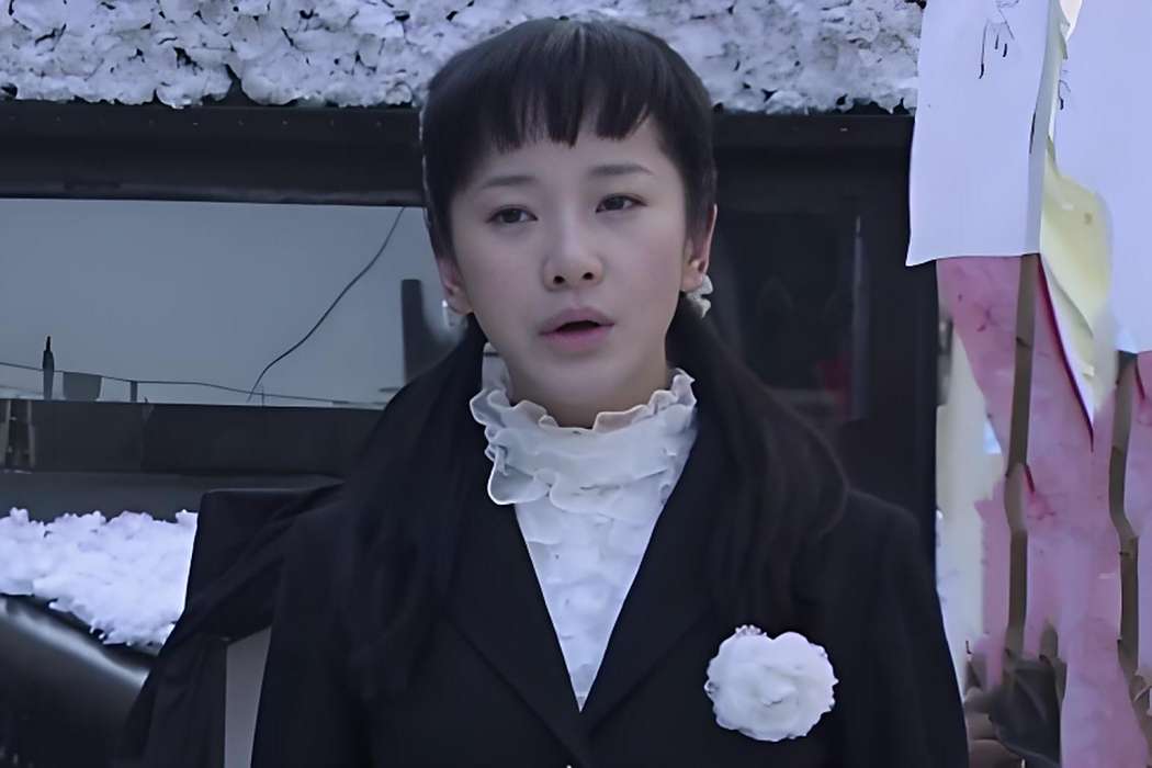 徐曼(《伏弩》中陶飛霏飾演的虛構角色) 徐曼(《伏弩》中陶飛霏飾演的虛構角色)