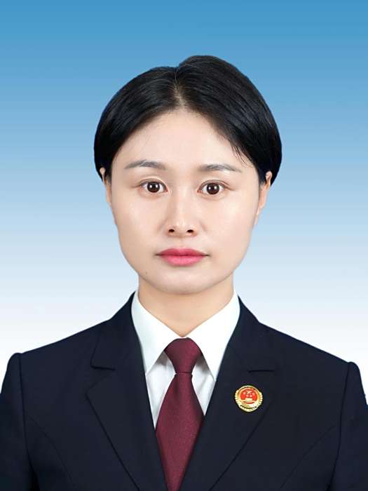 李杉(四川省德陽市什邡市檢察院副檢察長、二級檢察官) 李杉(四川省德陽市什邡市檢察院副檢察長、二級檢察官)