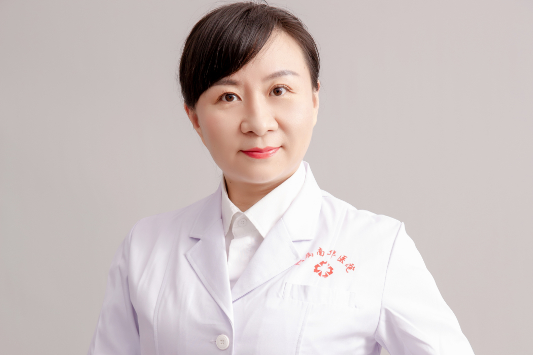 胡楊(南華大學附屬南華醫院消化內科副主任) 胡楊(南華大學附屬南華醫院消化內科副主任)