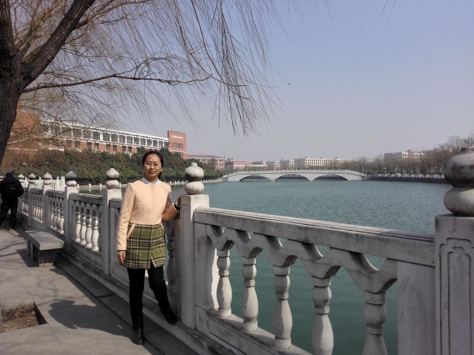 梁平(河南理工大學教師) 梁平(河南理工大學教師)