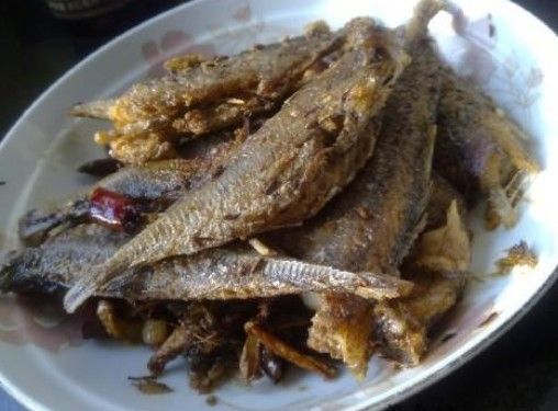 蒜煎沙丁魚 蒜煎沙丁魚