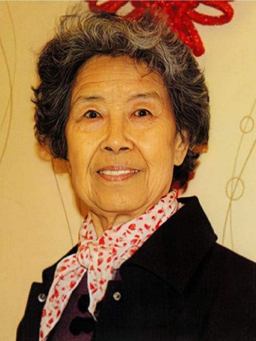 韓坤儀 韓坤儀