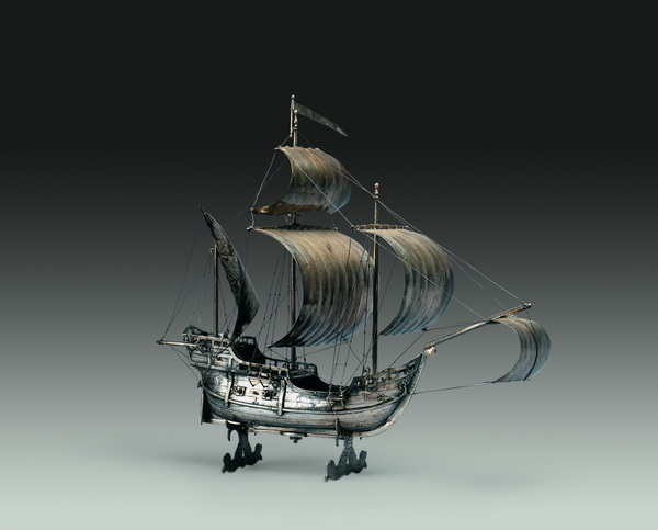 銀古三桅帆船模型