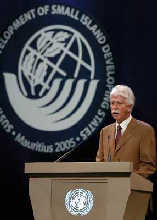 2005年1月，小島國聯盟會議在模里西斯舉行