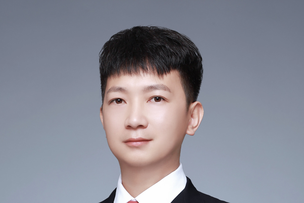 平定(律師) 平定(律師)