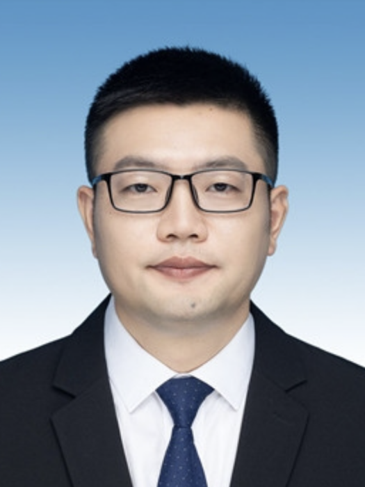 余翔(浙江省衢州市政府辦公室黨組成員、副主任) 余翔(浙江省衢州市政府辦公室黨組成員、副主任)