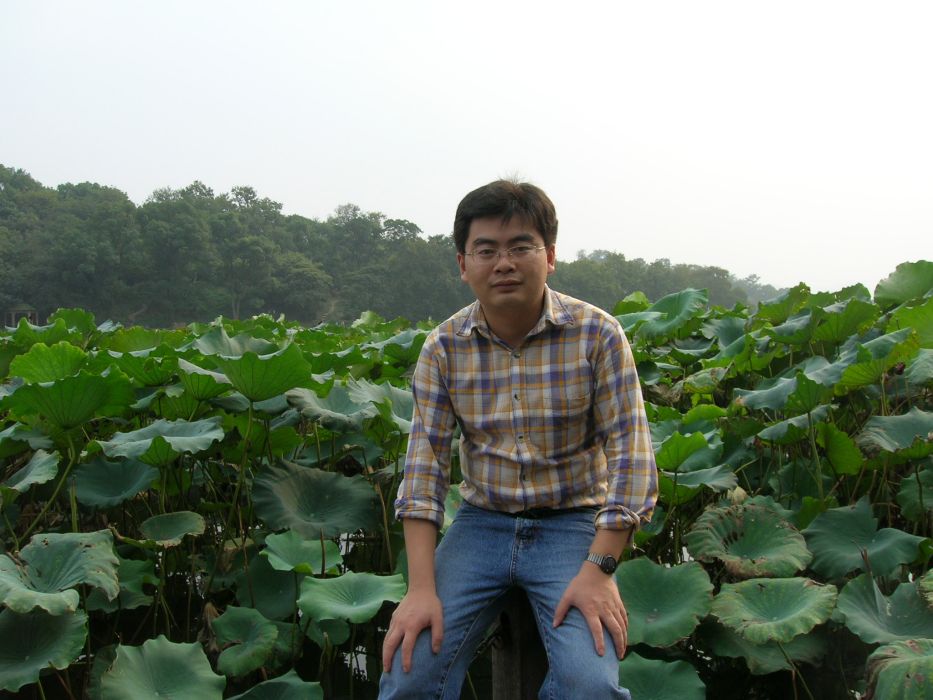 錢志權(江蘇如東縣中醫院骨科主任) 錢志權(江蘇如東縣中醫院骨科主任)