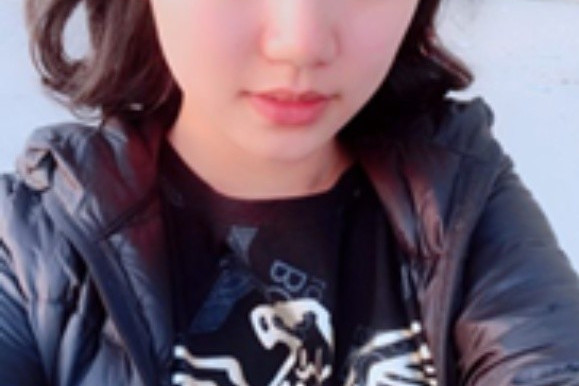彭黎霜 彭黎霜