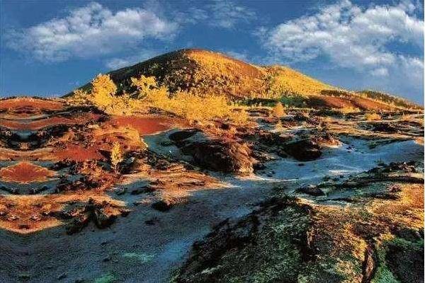黑龍火山