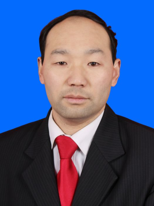 吳雲峰(湖北省宜昌市長陽土家族自治縣水利和湖泊局黨組成員、總工程師) 吳雲峰(湖北省宜昌市長陽土家族自治縣水利和湖泊局黨組成員、總工程師)