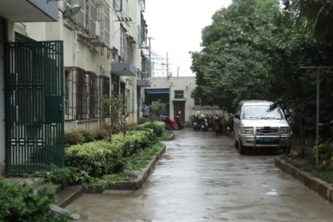 龍吳路410弄 龍吳路410弄