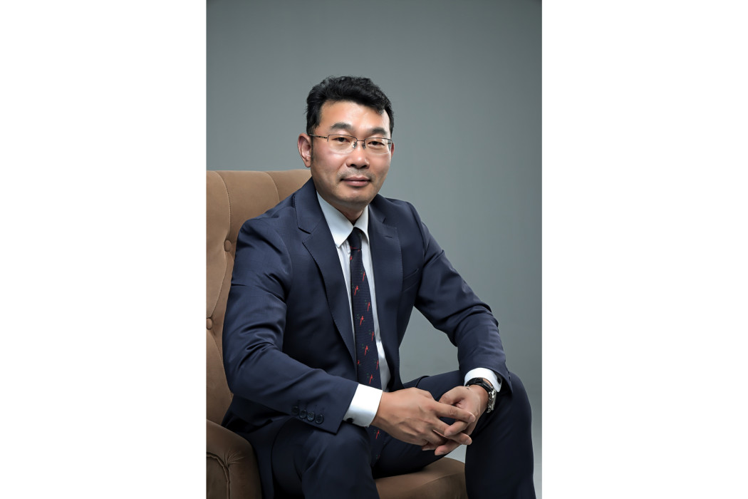 鄭應文(金吉列留學董事長兼總裁)