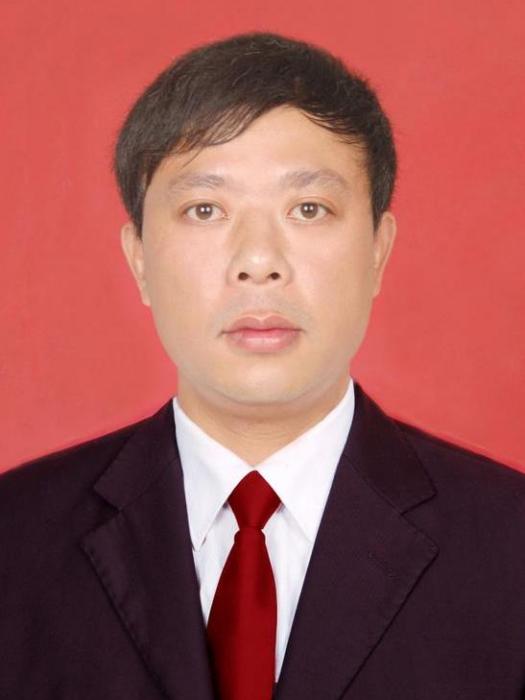 吳川(湖南省懷化市司法局黨組成員、副局長) 吳川(湖南省懷化市司法局黨組成員、副局長)
