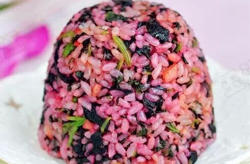 莧菜炒米飯 莧菜炒米飯