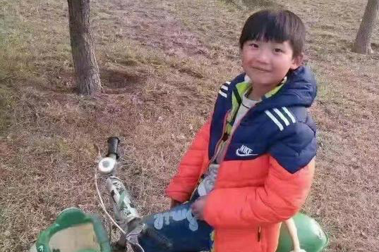 閆藝宸(鄭州暴雨失聯者) 閆藝宸(鄭州暴雨失聯者)